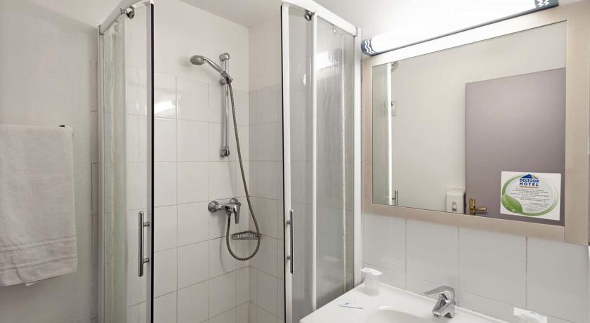 Brit Essentiel Nord Hotel 2*